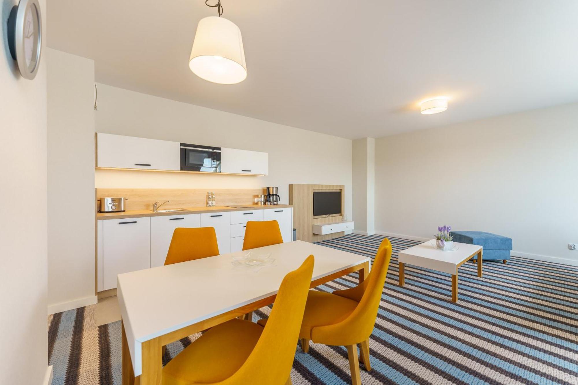 Bel Mare Miedzyzdroje Apartment With Balcony By Noclegi Renters Exterior photo